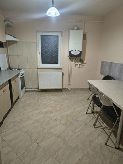 Apartament 2 camere -zona Complex - 5