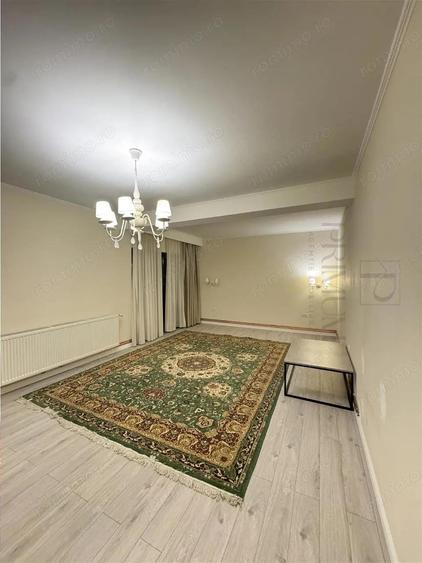 MEHALA - VILA SPATIOASA - 9 CAMERE - GARAJ - TEREN GENEROS - 7