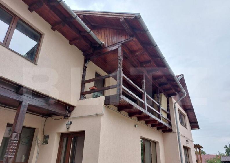 Casa in Sacele cu ciubar curte, pivnita, eleganta, gata de m - 2