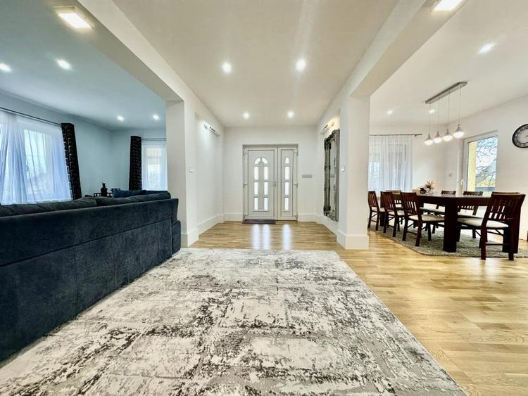 Vila de lux cu vedere la Muntii Bucegi, aproape de Castelul Bran, COMISION 0%!! - 11