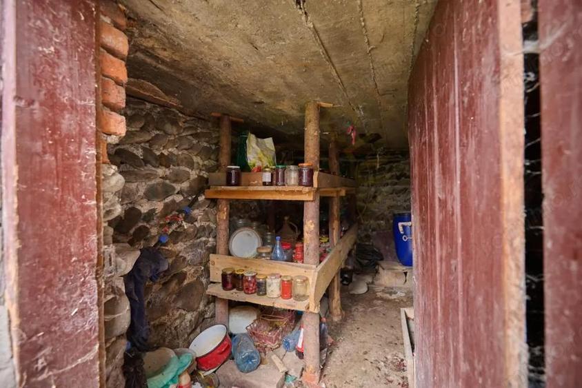 Casa in Leresti, la strada principala, cu rau in spate | teren 831 mp- Campulung - 7