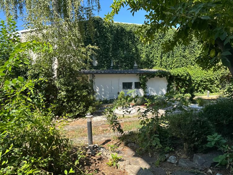 Casă spatioasa pe Calea Moșilor/ Spacious house on Calea Mosilor - 17