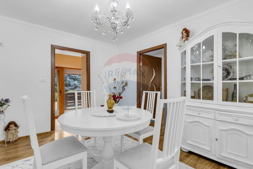 Casa noua pe colt si teren 1079 mp de vanzare in Macea,Arad - 12