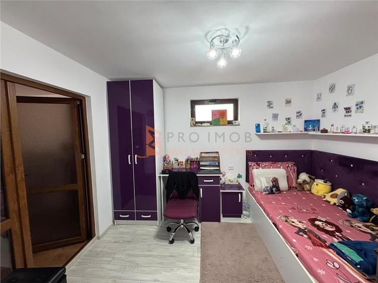 Casa tip parter si teren zona 23 August - 2