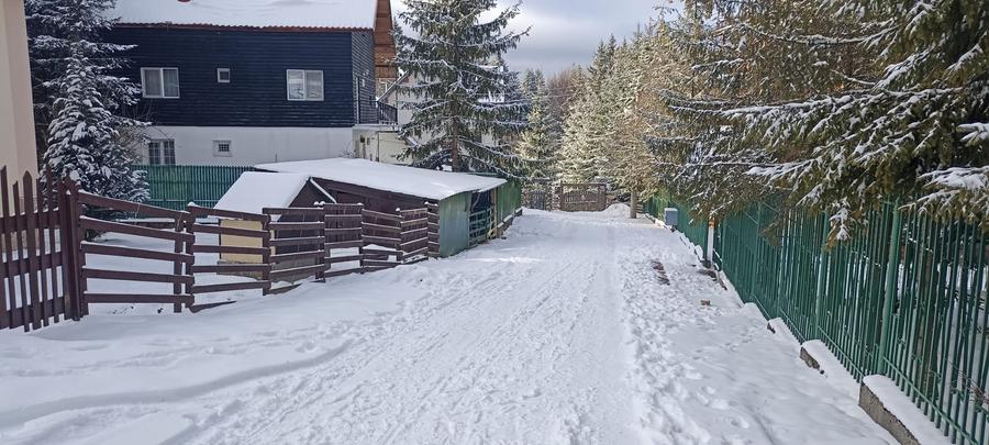 Vanzare teren 900 mp/25 ml toate utilitatile, Predeal laga Cabana Trei Brazi - 6