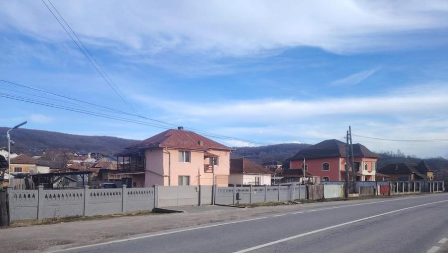 Teren de vanzare – oportunitate de investitie – DN67, Barsesti - 3