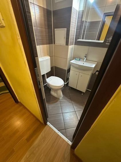 De inchiriat ap 3 camere decom zona gara-termen lung;bloc 1990;3parcari gratuite - 6