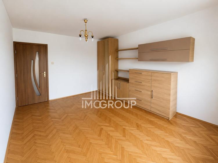 Investiție sau locuință: 2 camere, 52 mp, 21 Decembrie - 6