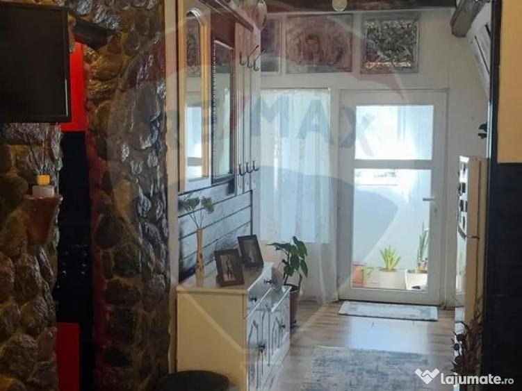 Casa / Vila cu 4 camere de vanzare - 7