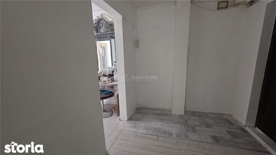 Apartament 3 decomandat, parter - Valea Rosie - 4