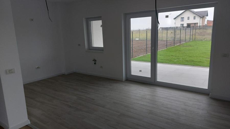 Comision 0%! 1/2 Duplex P+1, 4 camere, 105mpU, 351mpT, Giarmata! - 3