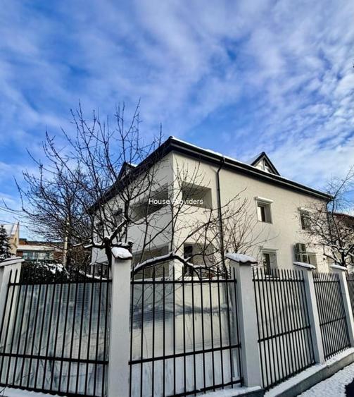 Casa Individuala|Soseaua Nordului Herastrau|Parcare|Curte - 18