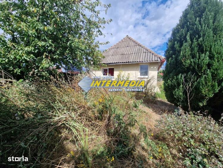 Teren intravilan cu casuta de vanzare in Alba Iulia zona Arex toate ut - 2