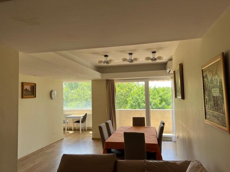 Apartament 4 camere Lux cu vedere in Parc Cismigiu - 1