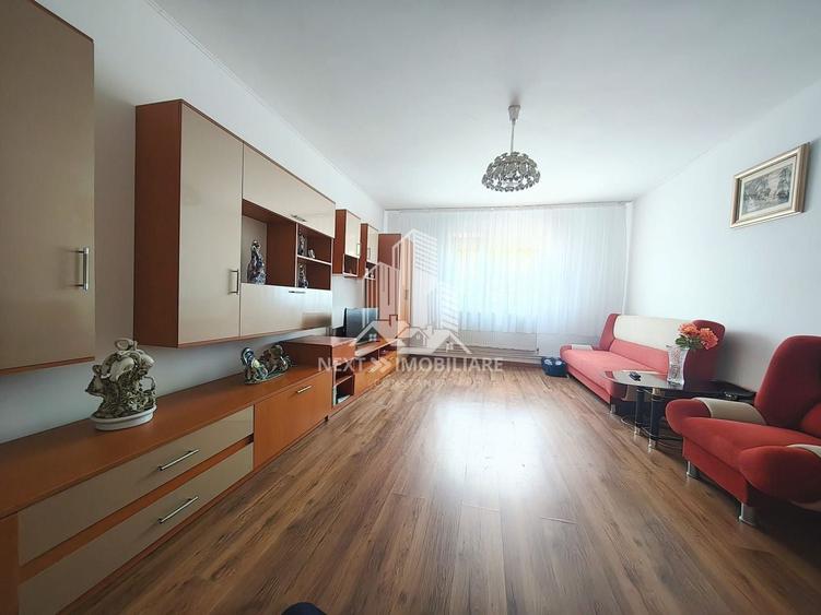 Casă P+1 cu 8 camere 492 mp teren 21 ml deschidere comision 0% - 4