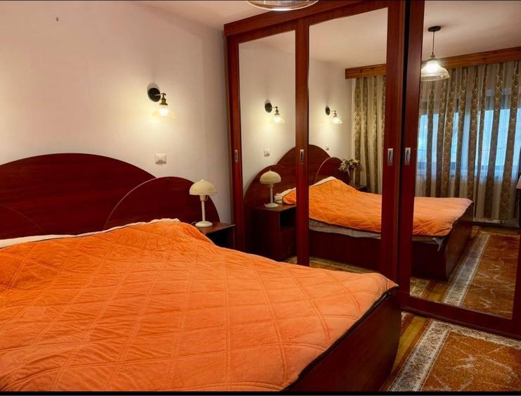 Inchiriez apartament 3 camere decomandate in Bistrita Lac - 1