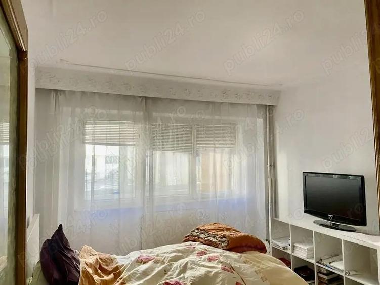 Vand apartament 3 camere Plantelor foarte spatios - 3