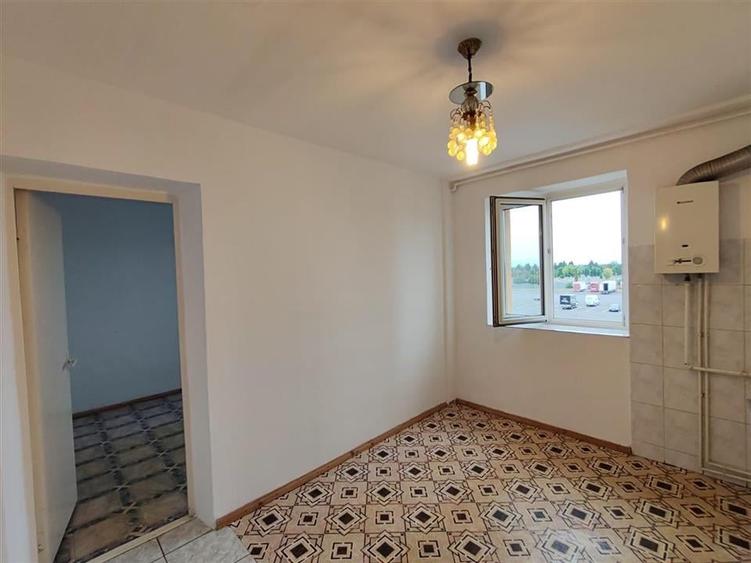 Camera de vanzare, zona Bartolomeu (comision 0%) - 3