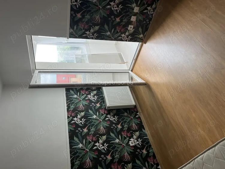 Inchiriez apartament cu 3 camere! Inchiriez apartament cu 3 camere!