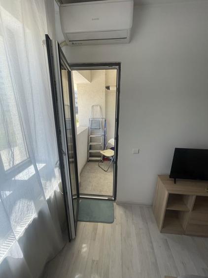 Inchiriez Garsoniera Militari Residence - 1