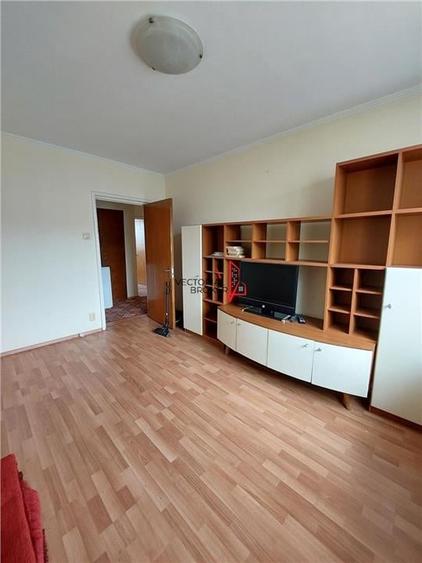 ,Apartament in bloc reabilitat- 10 min metrou OBOR - 4