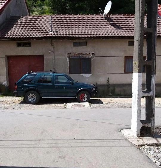 casa de vanzare la borlova o zona superba - 1