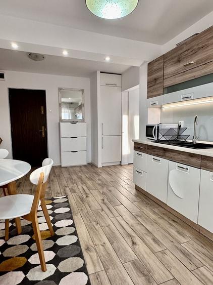 Apartamentul 2 camere renovat Drumul Sarii 24, etaj 4/4 - 9