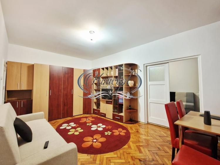 Apartament la casa cu curte, zona Piata Abator
