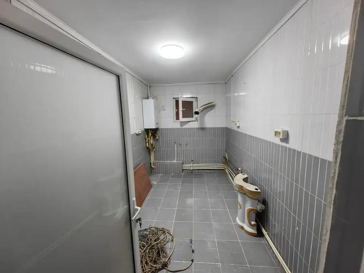 Casă de vânzare 4 camere Splaiul Unirii București - 11