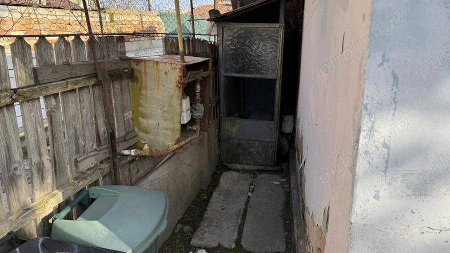 Vand Casa Craiova -Brestii zona Biserica - 4