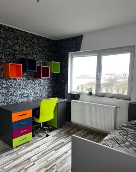 Casa Ta de Vis cu Teren Generos ?i Tehnologie Moderna - 12