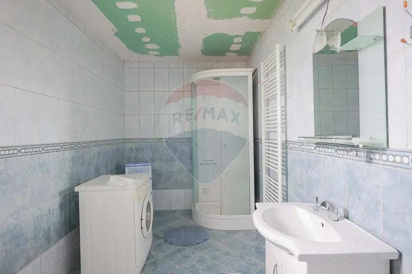 Casa cu etaj, 5 camere, de vanzare, in zona turistica, Vadu Cri?ului - 2