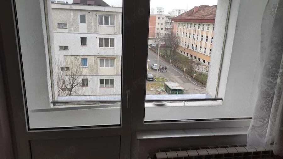 Garsonieră decomandată în Progresul