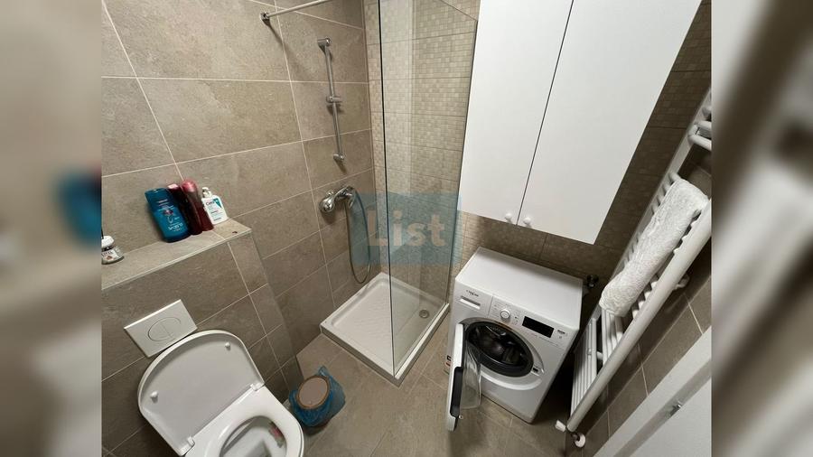 Apartament cu 3 camere semidecomandat, mobilat în Mărăști
