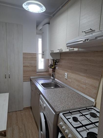 Apartament cu 2 camere semidecomandat în Cedonia