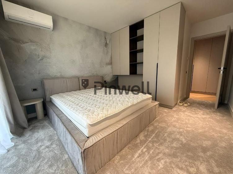 Apartament cu 4 camere decomandat, mobilat în Central