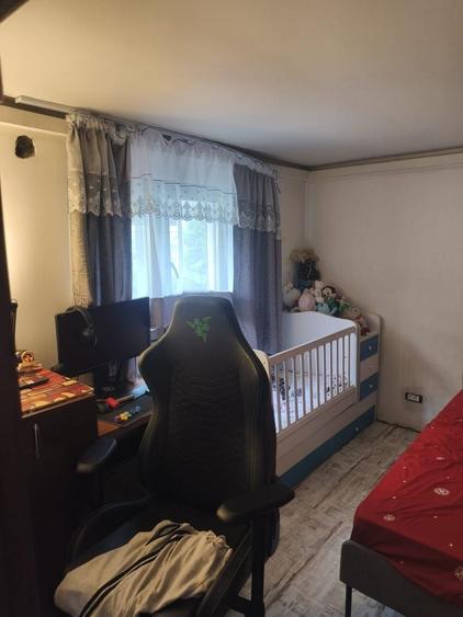 Casă cu 4 camere în Herăști