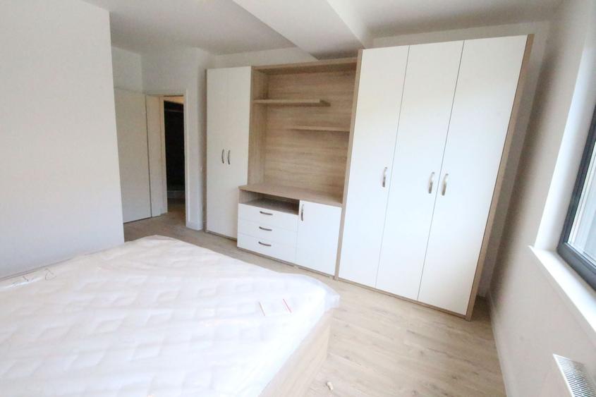 Apartament cu 3 camere decomandat, mobilat în Elisabetin