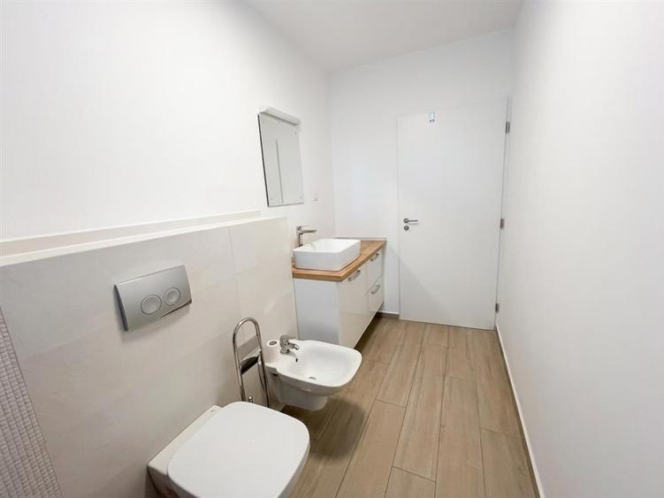 Casă individuală cu 4 camere cu Canalizare în Dealuri Oradea