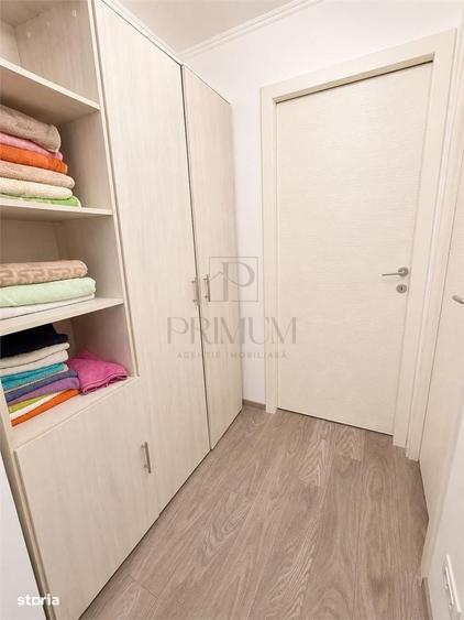 Apartament cu 4 camere decomandat în Aradului