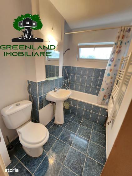 Apartament cu 2 camere semidecomandat în Podu Roș