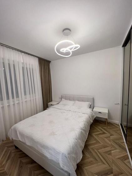 Apartament cu 2 camere semidecomandat în Exterior Vest