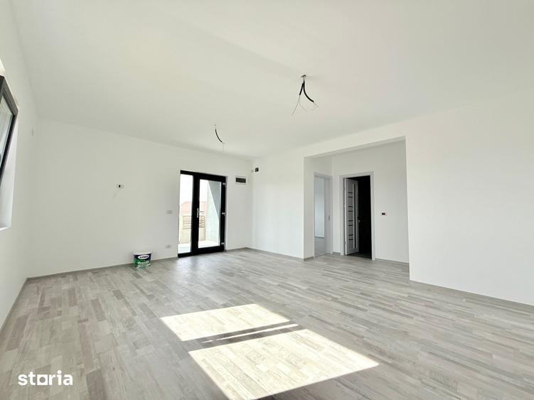 Casă cu 3 camere cu Teren 215 Mp în Lumina