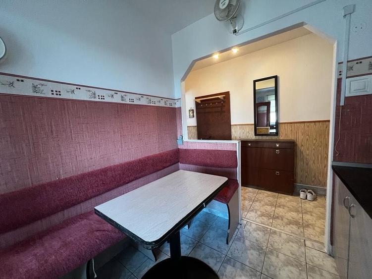Apartament cu 3 camere decomandat în Rogerius