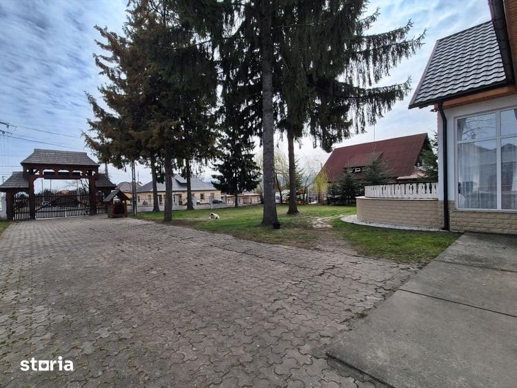 Casă cu 9 camere cu Teren 3500 Mp în Ocna Șugatag