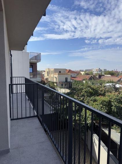 Apartament cu 2 camere decomandat în Iosia