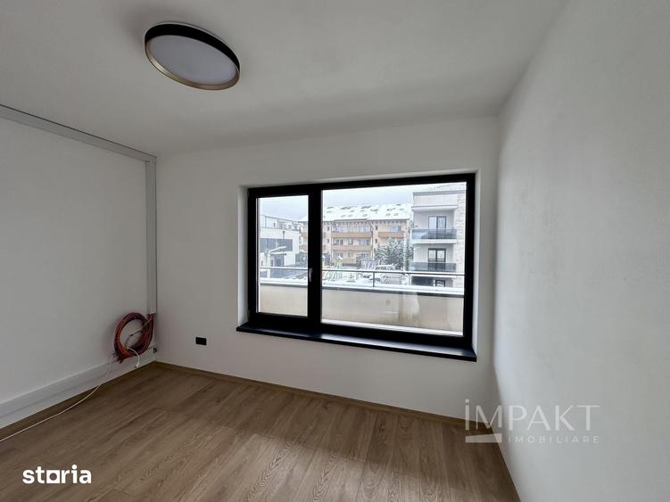 Casă cu 6 camere cu Teren 330 Mp în Europa