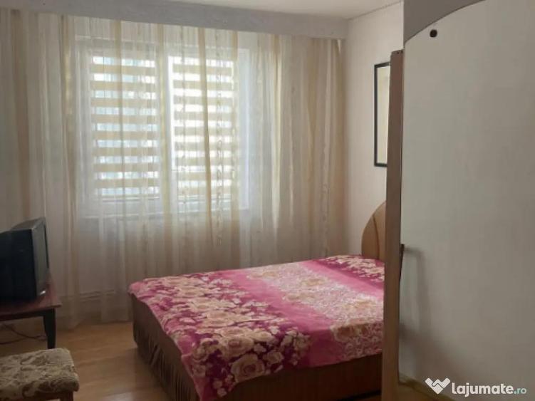 VEST- APARTAMENT 2 CAMERE ,CENTRALA GAZ, ETAJ 1 - 3