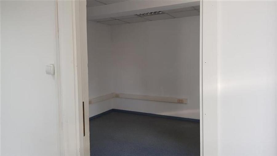 Spatiu pentru birou  - zona Baicului - 200 mp - 7