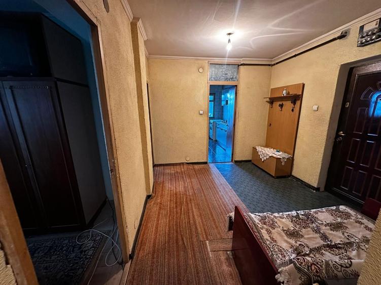 Vand apartament cu 3 camere in cartierul Tudor Vladimirescu - 4